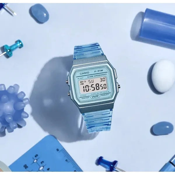 Casio F-91WS-2 uniszex digitális karóra, kék áttetsző tok és szíj, WR30