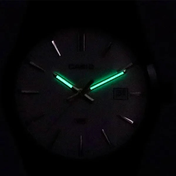 Casio MTP-VD03B-3A férfi óra, zöld számlap, acél szíj, WR50, 42 mm, fekete tok