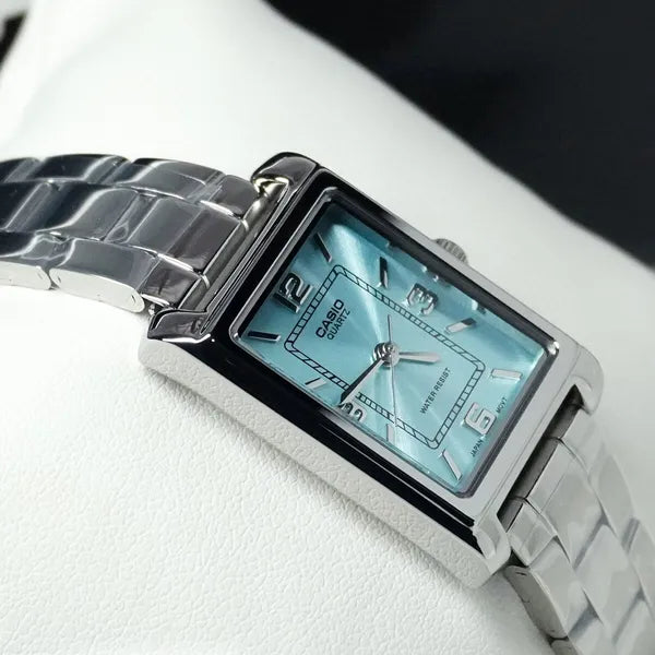 Casio LTP-1234DD-2A női karóra, téglalap tok, acél szíj, türkiz számlap, WR30