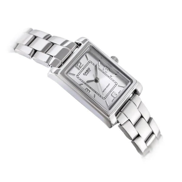 Casio női karóra LTP-1234DD-7A, téglalap tok, ezüst acél karkötő, WR30, kvarc