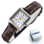 Casio LTP-V007L-7E2 női karóra, téglalap tok, barna bőrszíj, fehér számlap