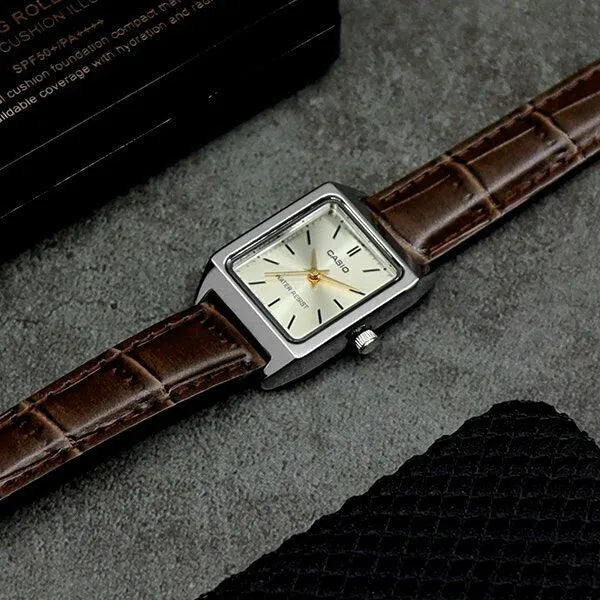 Casio LTP-V007L-9E női karóra, arany számlap, barna bőrszíj, WR30