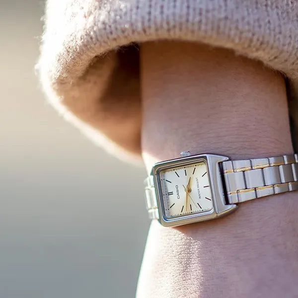 Casio LTP-V007SG-9E női karóra, kvarc, két tónusú acél szíj, 31 mm, WR30
