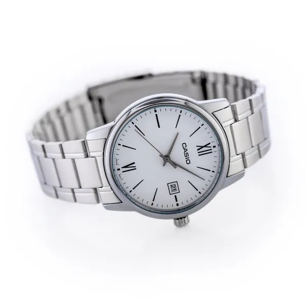 Casio férfi karóra MTP-V002D-7B3, ezüst acél, fehér számlap, WR30, 44 mm, dátum