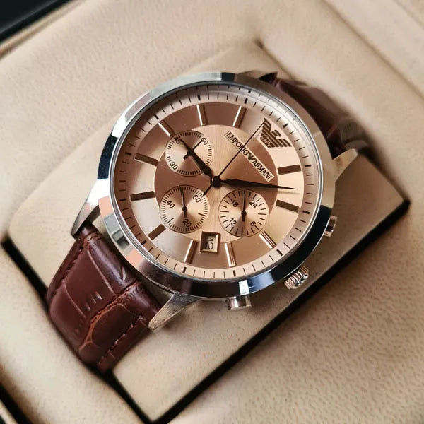 Emporio Armani AR2433 férfi kronográf karóra, bőr szíj, WR50, 43 mm