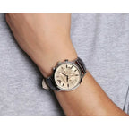 Emporio Armani AR2433 férfi kronográf karóra, bőr szíj, WR50, 43 mm