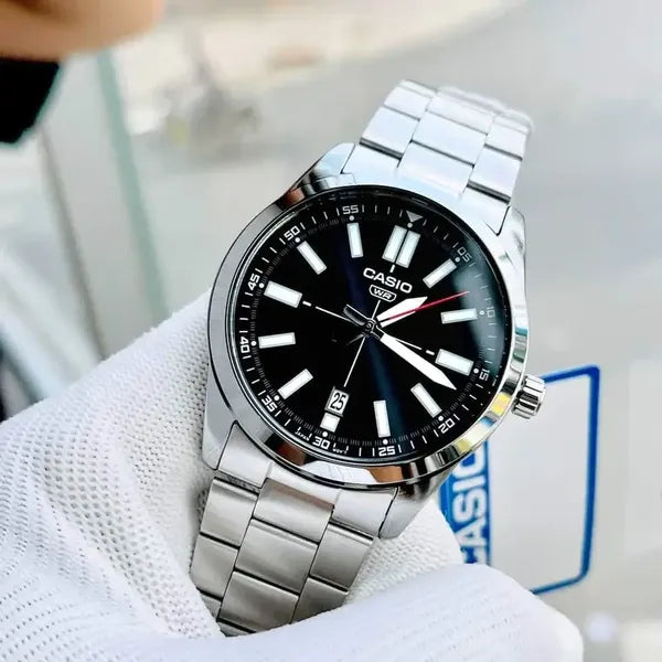 Casio MTP-VD02D-1E férfi karóra, fekete számlap, acél szíj, dátum, 41 mm, WR30