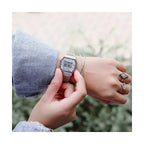 Casio LA680WA-2C női digitális karóra, acél szíj, türkiz számlap, WR30