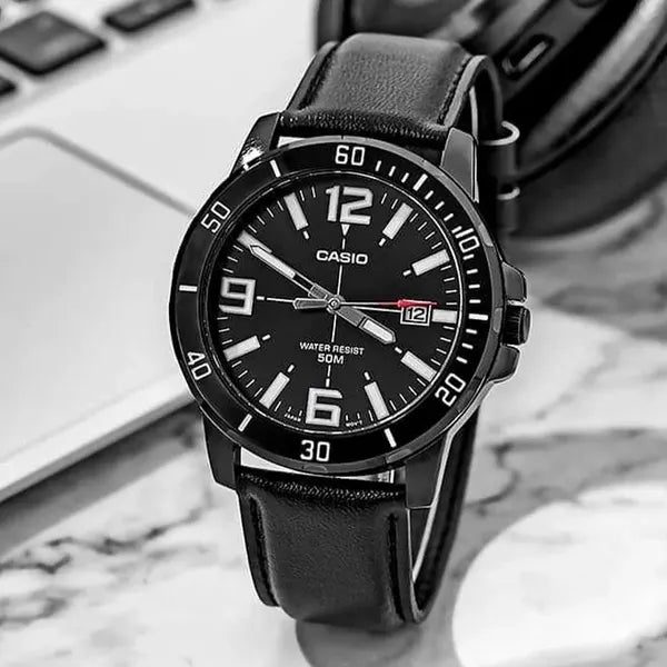 Casio férfi karóra MTP-VD01BL-1B, fekete, 45 mm, bőr szíj, WR50