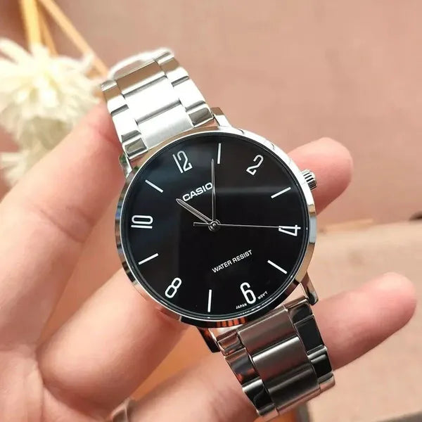 Casio MTP-VT01D-1B2 férfi karóra, fekete számlap, acél szíj, 40 mm, WR30