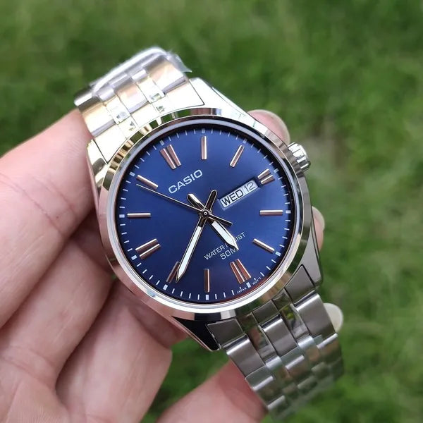 Casio MTP-1335D-2A2 férfi karóra, acél szíj, kék számlap, WR50, kvarc