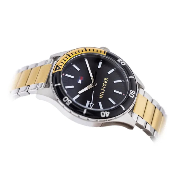 Tommy Hilfiger Logan 1792013 férfi karóra 43 mm, nemesacél, fekete, WR50