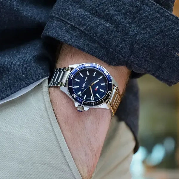 Tommy Hilfiger Logan 1792012 férfi karóra, acél szíj, kék számlap, 43 mm, WR50