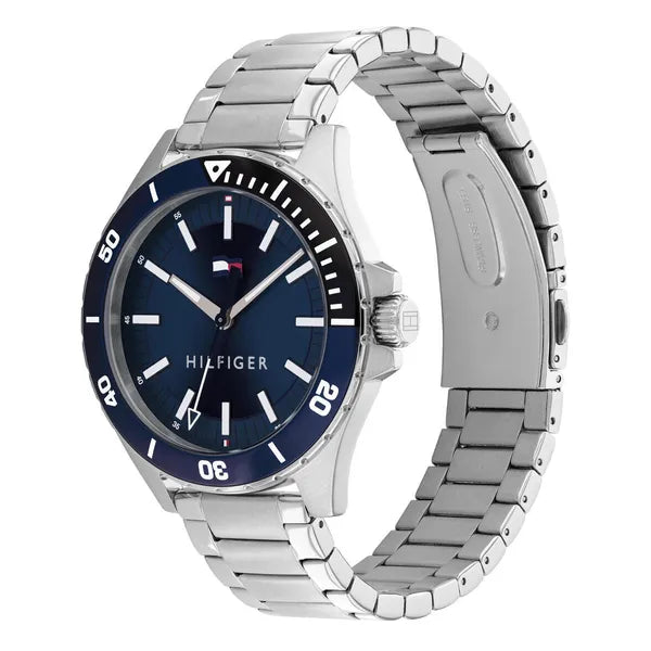 Tommy Hilfiger Logan 1792012 férfi karóra, acél szíj, kék számlap, 43 mm, WR50