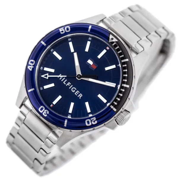 Tommy Hilfiger Logan 1792012 férfi karóra, acél szíj, kék számlap, 43 mm, WR50