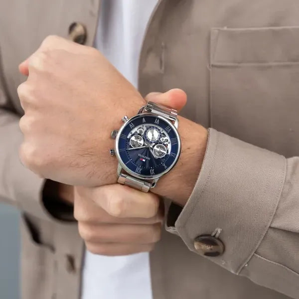 Tommy Hilfiger Legend 1710569 férfi karóra, acél, kék számlap, 44 mm, WR50