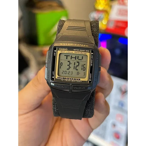 Casio DB-36-9AVDF férfi digitális óra 37 mm, WR50, fekete, gyanta szíj, doboz