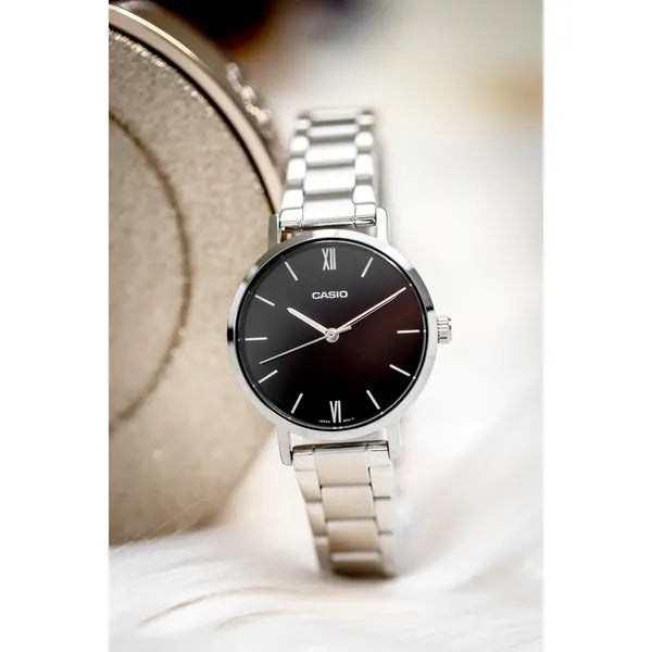 Casio LTP-VT02D-1A női karóra, fekete számlap, acél szíj, WR30, 30 mm, díszdoboz