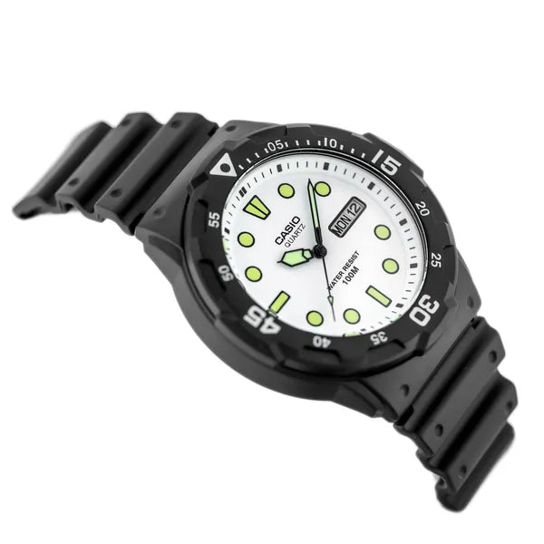Casio MRW-200H-7EVEF férfi karóra, 44 mm, WR100, fehér számlap, díszdoboz