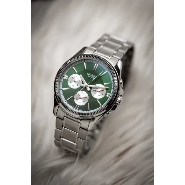 Casio férfi karóra, zöld számlap, acél szíj, 50 m, dátum/nap, MTP-1375D