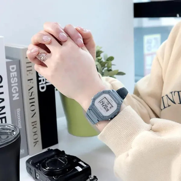 Casio W-218HC-2AVDF uniszex digitális karóra, kék, WR50, dobozzal