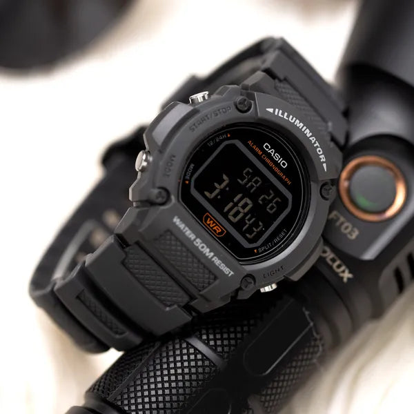 Casio W-219H-8BVEF férfi digitális karóra, fekete, WR50, LED, díszdoboz