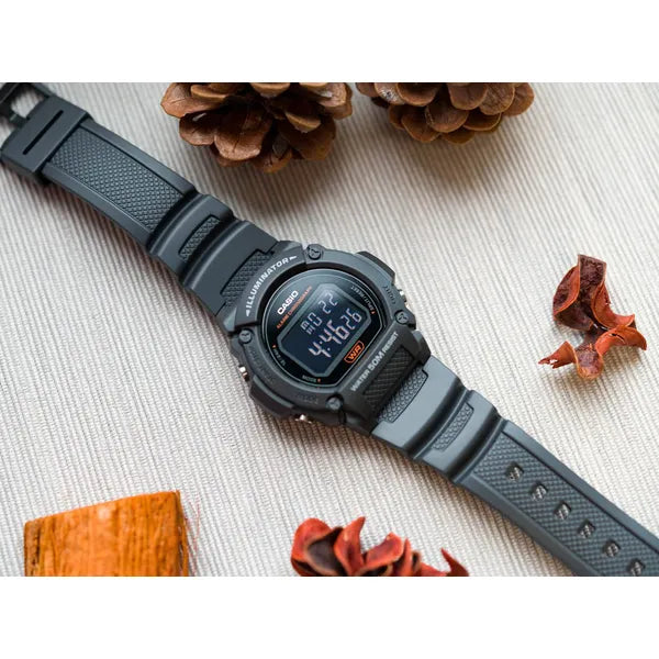 Casio W-219H-8BVEF férfi digitális karóra, fekete, WR50, LED, díszdoboz
