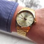 Casio férfi karóra MTP-VD02G-9EUDF, arany, acél szíj, WR30, dátum