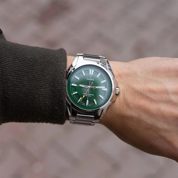 Casio MTP-RS100D-3A férfi karóra, napelemes, acél, zöld, WR50