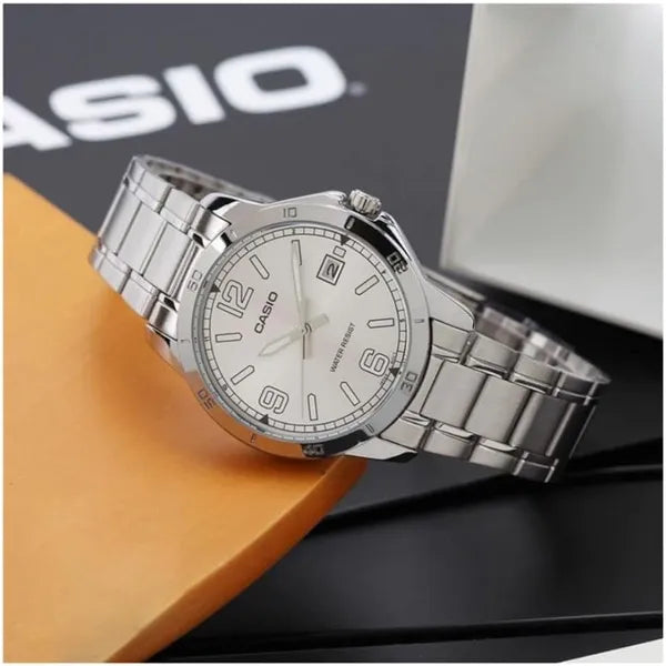 Casio férfi karóra, ezüst acél, kvarc, 42 mm, dátum, WR30, díszdoboz