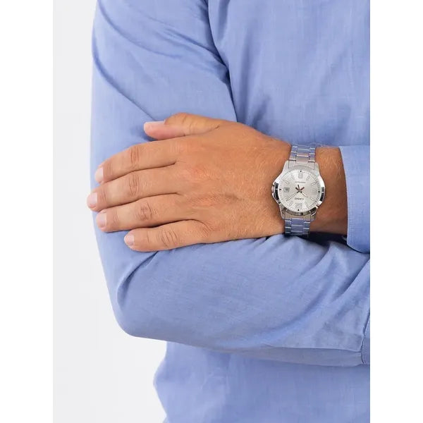 Casio férfi karóra, ezüst acél, kvarc, 42 mm, dátum, WR30, díszdoboz