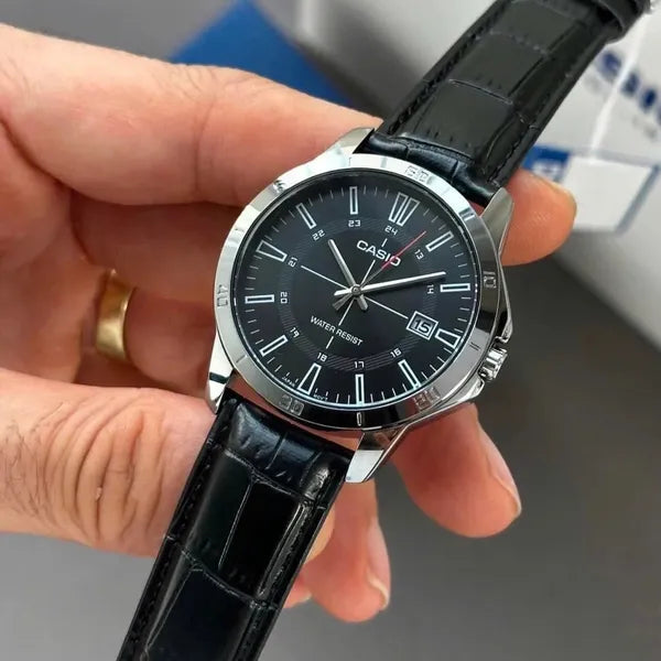 Casio MTP-V004L-1CUDF férfi karóra, kvarc, fekete bőr szíj, WR30, dátum