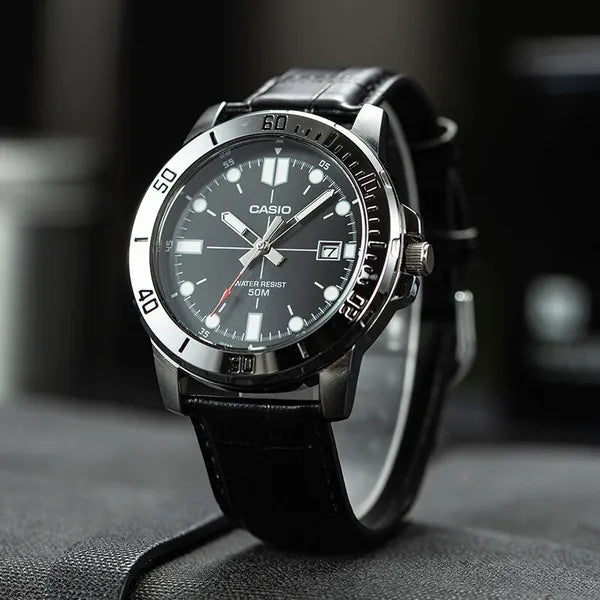 Casio MTP-VD01L-1EV férfi karóra, fekete bőr, 44 mm, WR50, dátum