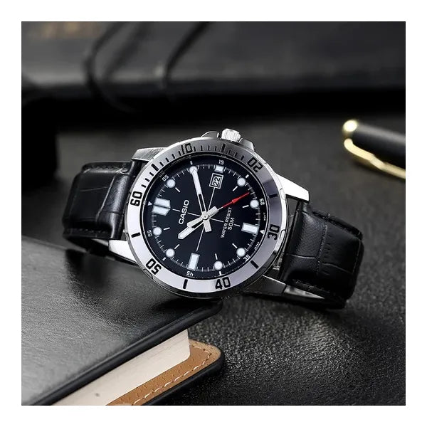 Casio MTP-VD01L-1EV férfi karóra, fekete bőr, 44 mm, WR50, dátum