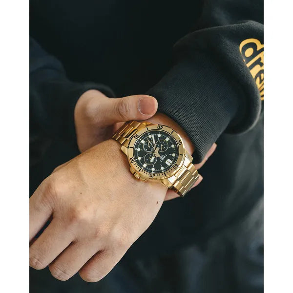 Casio MTP-VD300G-1EUDF férfi karóra, arany acélszíj, fekete számlap, 44 mm