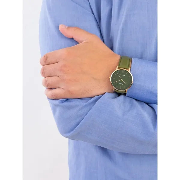 Casio MTP-VT01GL-3B férfi karóra, zöld számlap, bőr szíj, WR30, 40 mm