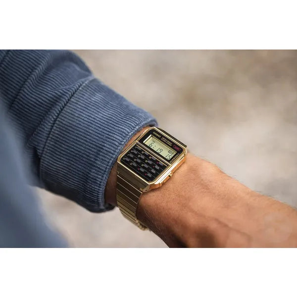 Casio CA-500WEG-1AEF férfi kalkulátoros digitális óra, arany acél, WR30