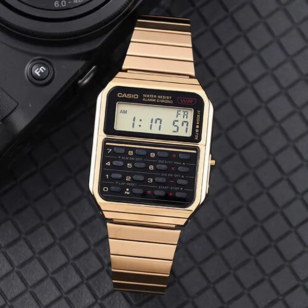 Casio CA-500WEG-1AEF férfi kalkulátoros digitális óra, arany acél, WR30