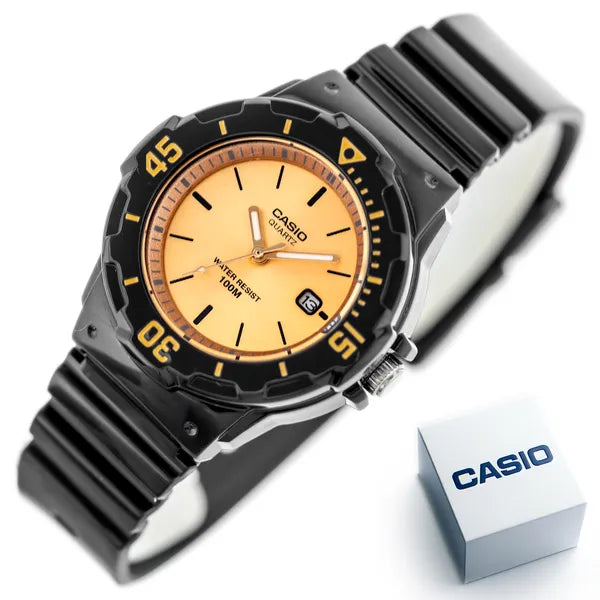 Casio női karóra LRW-200H-9E2VDF, 39 mm, WR100, fekete gumi, rózsaarany