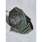 Casio W-216H-3B férfi digitális karóra, zöld, WR50, díszdoboz