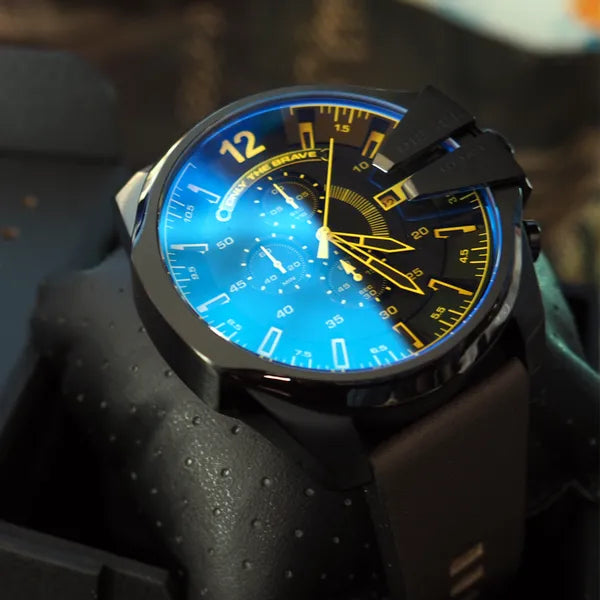 Diesel DZ4401 férfi karóra, 51 mm, kék számlap, barna bőr szíj, 10 ATM, díszdoboz