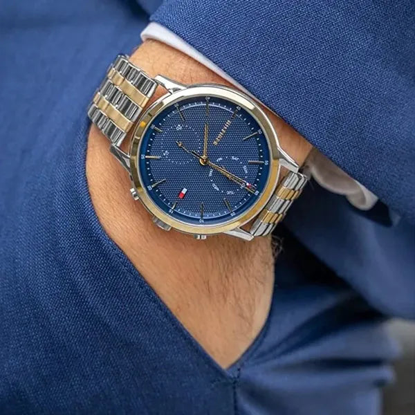 Tommy Hilfiger Easton 1710432 férfi karóra, kék számlap, 44 mm, 5 ATM, acél szíj