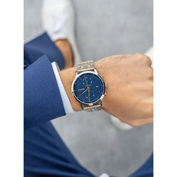Tommy Hilfiger Easton 1710432 férfi karóra, kék számlap, 44 mm, 5 ATM, acél szíj