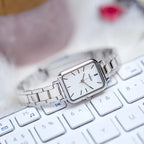 Casio női karóra LTP-V009D-7E, ezüst rozsdamentes acél szíj, fehér számlap