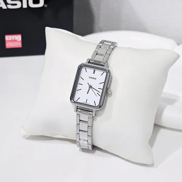 Casio női karóra LTP-V009D-7E, ezüst rozsdamentes acél szíj, fehér számlap