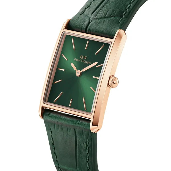 Daniel Wellington női karóra 22 mm, zöld számlap, bőrszíj, arany tok DW00100694