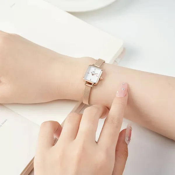Daniel Wellington Quadro Mini Melrose női karóra, 15 mm, rózsaarany, fehér