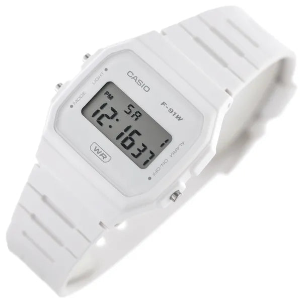 Casio F-91WB-7A férfi digitális karóra, fehér, 38 mm, WR100, díszdoboz