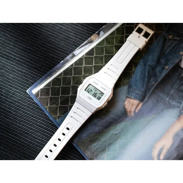 Casio F-91WB-7A férfi digitális karóra, fehér, 38 mm, WR100, díszdoboz