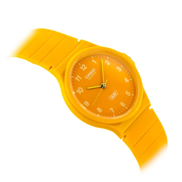 Casio MQ-24B-9B női karóra, narancssárga, 36 mm, kvarc, WR30, díszdobozzal